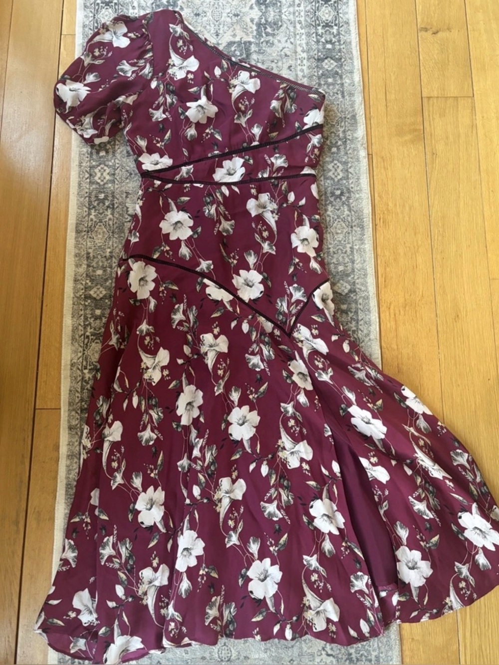 La Maison Talulah Burgundy Cannes Midi Dress Size Medium